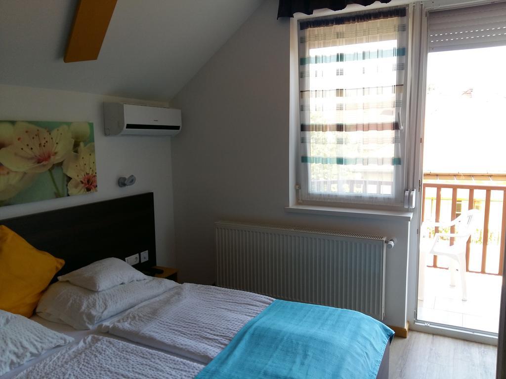 Katalin Boutique & Wellness Apartmanok Hajduszoboszlo Bagian luar foto