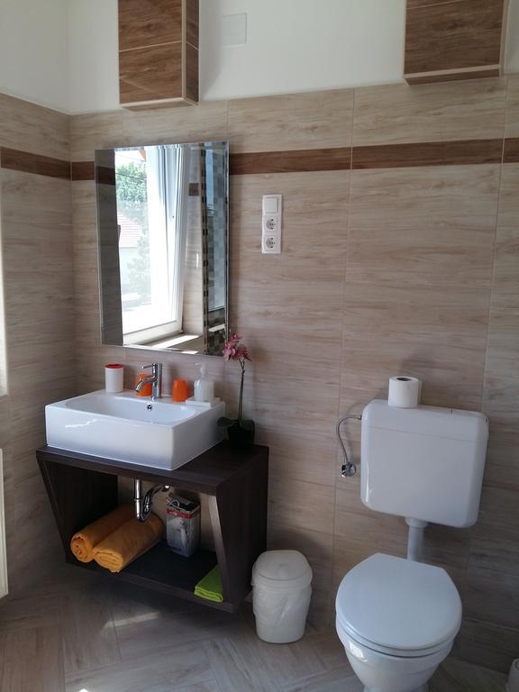 Katalin Boutique & Wellness Apartmanok Hajduszoboszlo Bagian luar foto