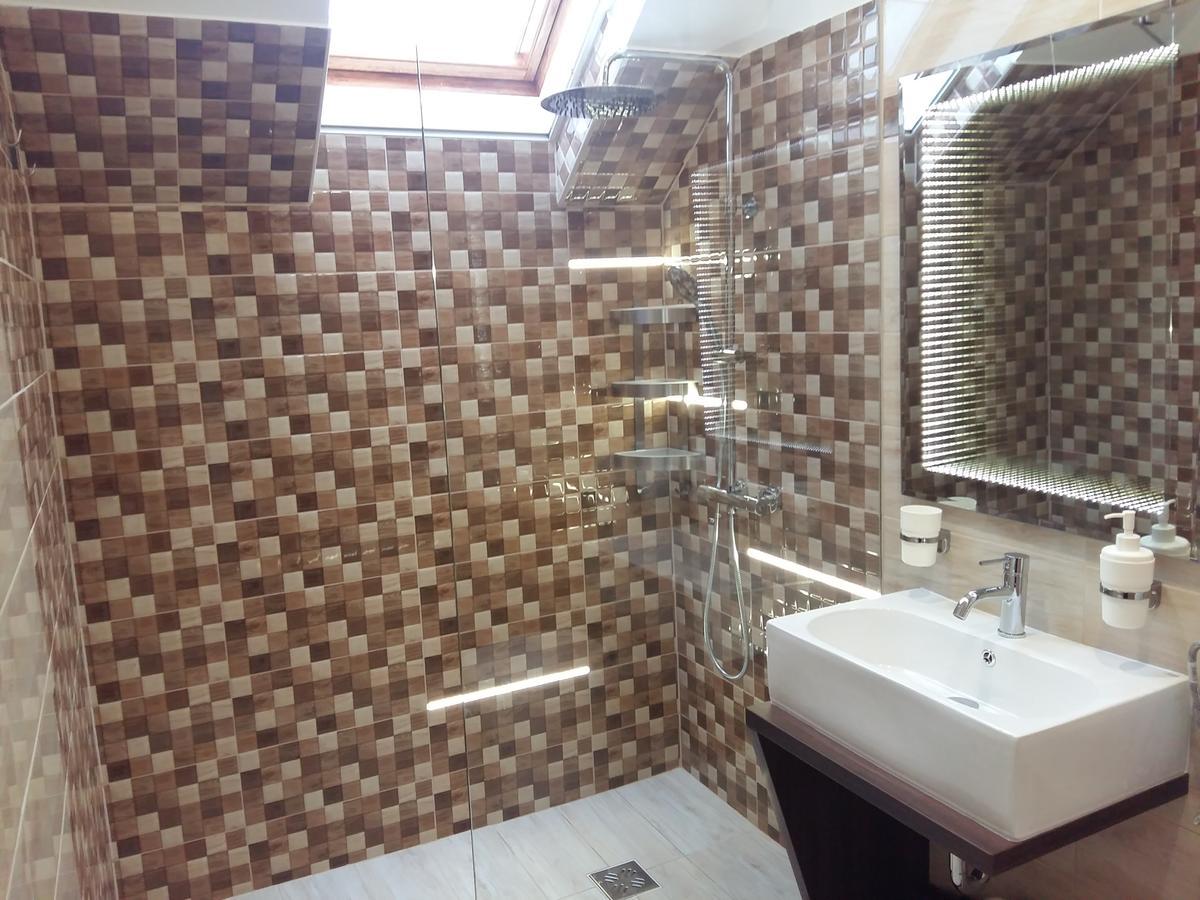 Katalin Boutique & Wellness Apartmanok Hajduszoboszlo Bagian luar foto